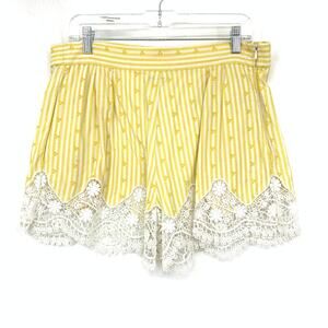 Miguelina Yellow Stripe Lace Hem Shorts Boho Cotton Embroidered L/XL *READ FLAW